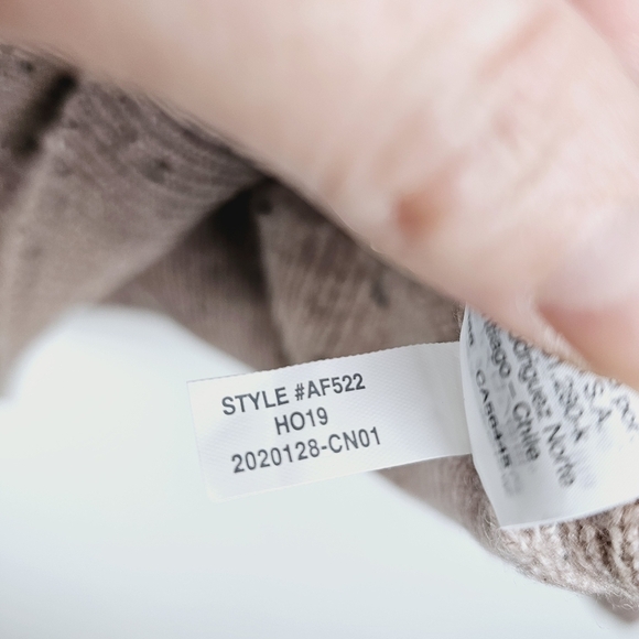 Madewell AF522 Blush Pink Wool Blend V-Neck Sweater, size Small - Picture 6 of 7